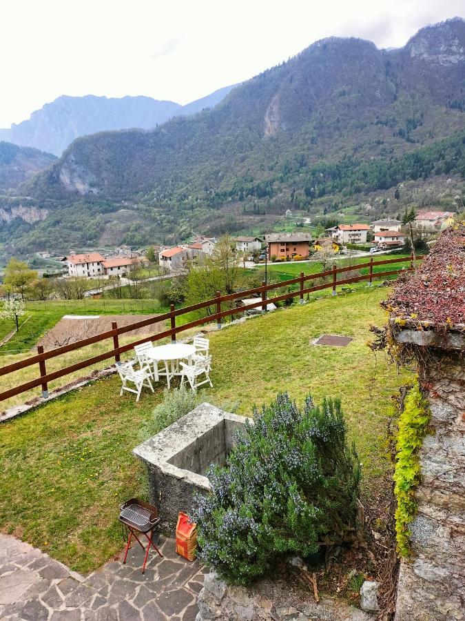Rustica Sul Lago Tenno Primo Piano Exterior foto